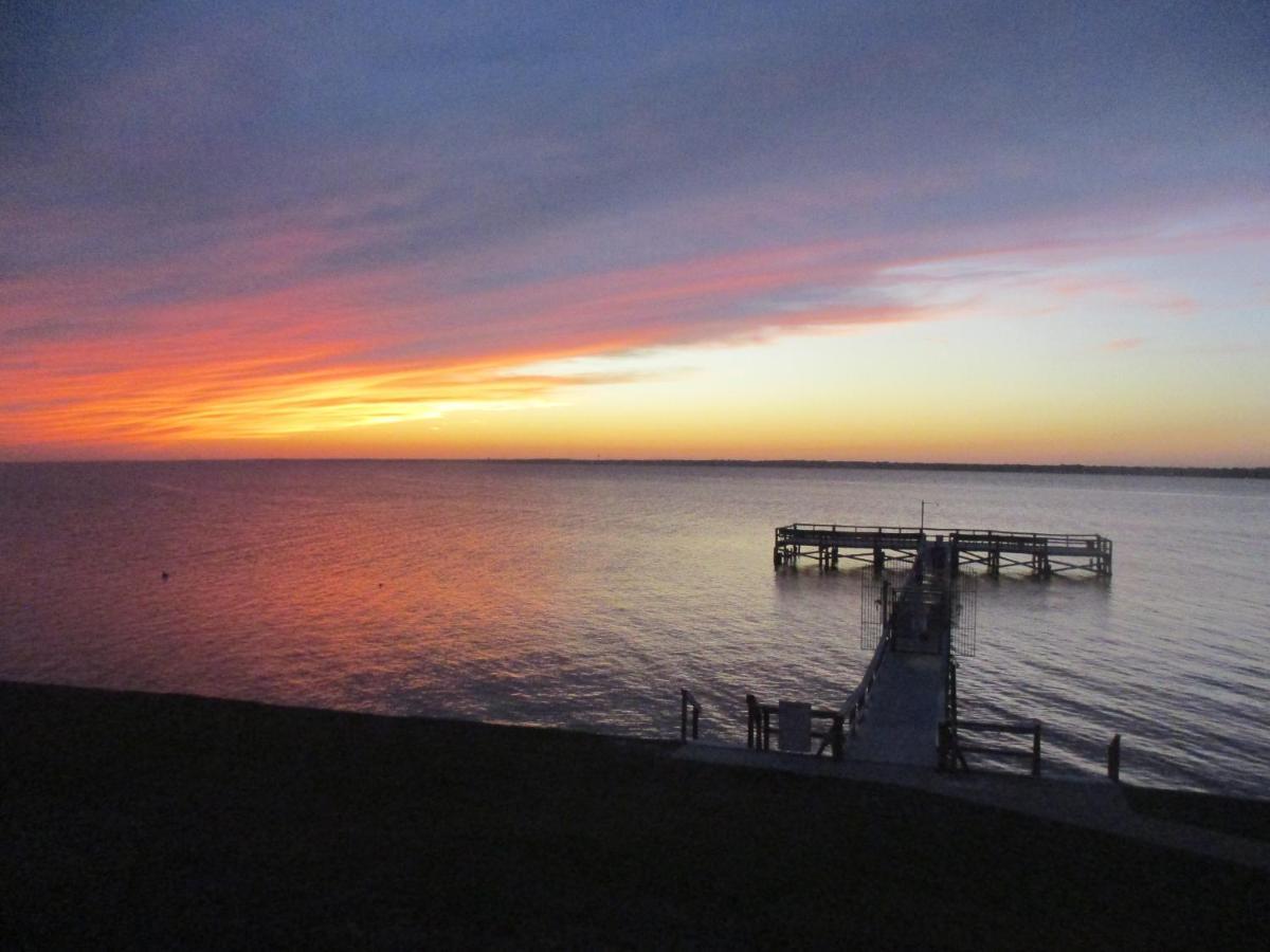 Romantic Condo For 2-Sunset Harbor Palms 1-205, Pool, Fishing Pier Navarre Buitenkant foto