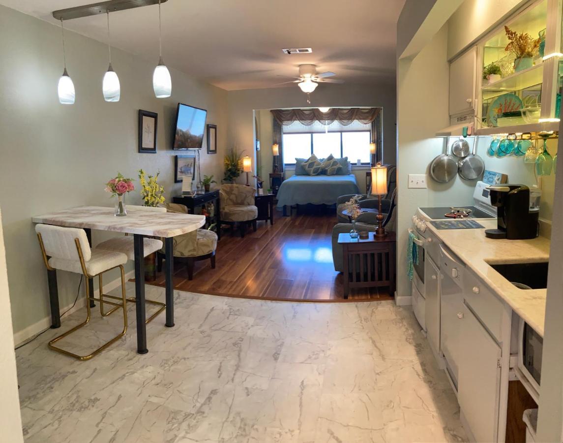 Romantic Condo For 2-Sunset Harbor Palms 1-205, Pool, Fishing Pier Navarre Buitenkant foto